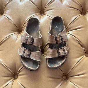 Tan Birkenstock Sandals SIZE 7 or 38